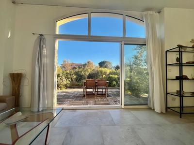 Appartement - 92 m² - 3 pièces