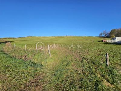 Terrain constructible - 7 380 m²