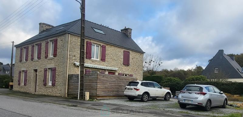 Maison en pierre - 149 m² - 6 pièces