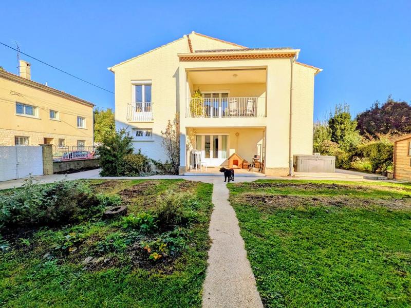 Maison - 184 m² - 7 pièces