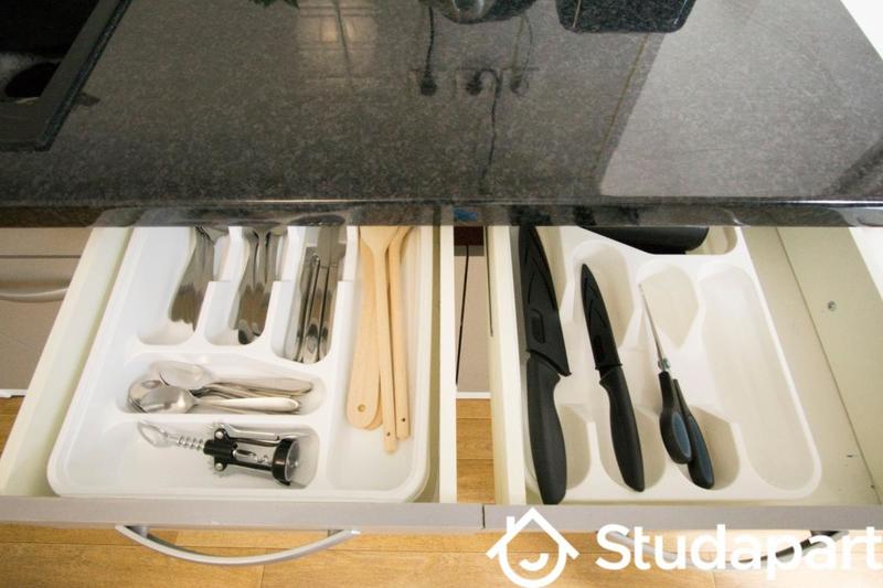 Chambre - 13 m² - 1 pièce