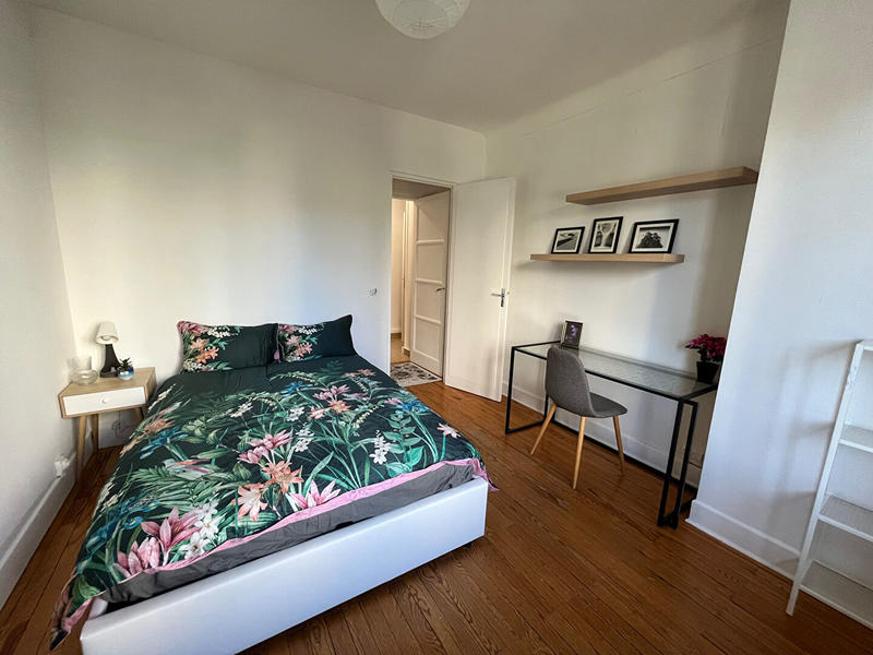 Appartement - 120 m² - 5 pièces