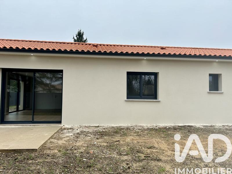 Maison - 110 m² - 4 pièces