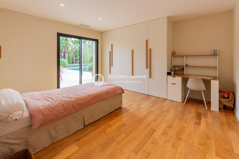 Maison - 165 m² - 5 pièces