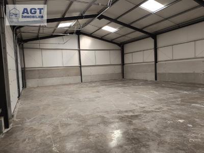 Local commercial - 245 m² - 2 pièces