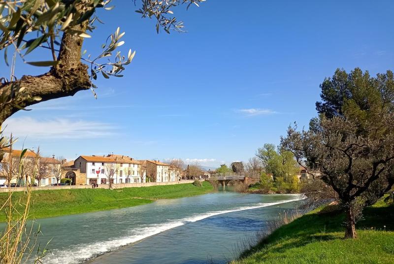 Maison - 280 m² - 9 pièces