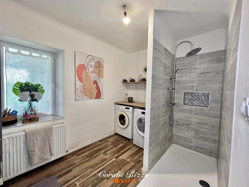 Maison - 143 m² - 6 pièces