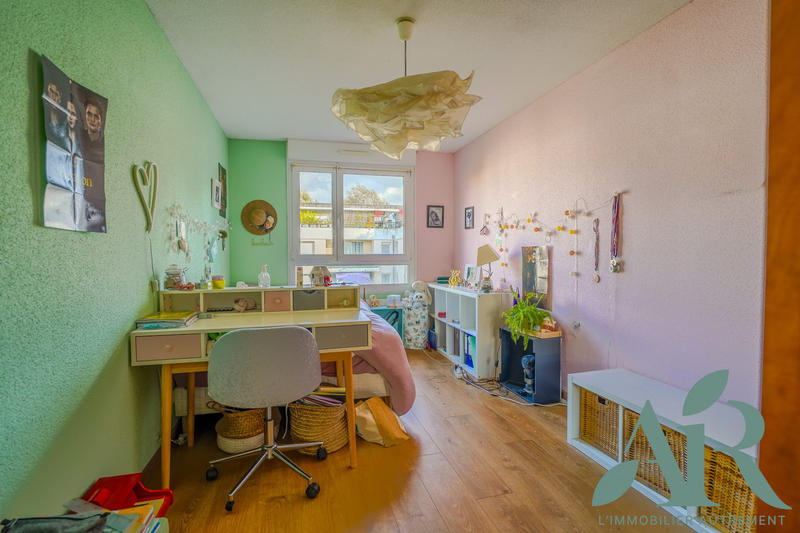 Appartement - 88 m² - 4 pièces