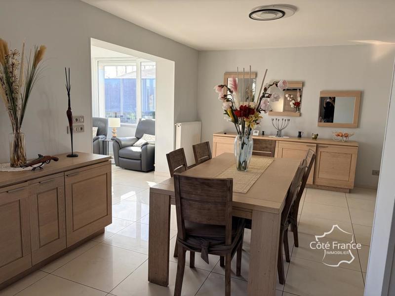 Maison - 143 m² - 6 pièces