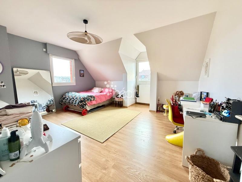 Maison d'architecte - 237 m² - 7 pièces