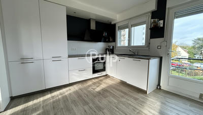 Maison - 78 m² - 6 pièces