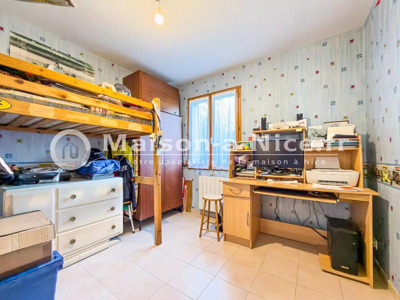Maison - 171 m² - 6 pièces