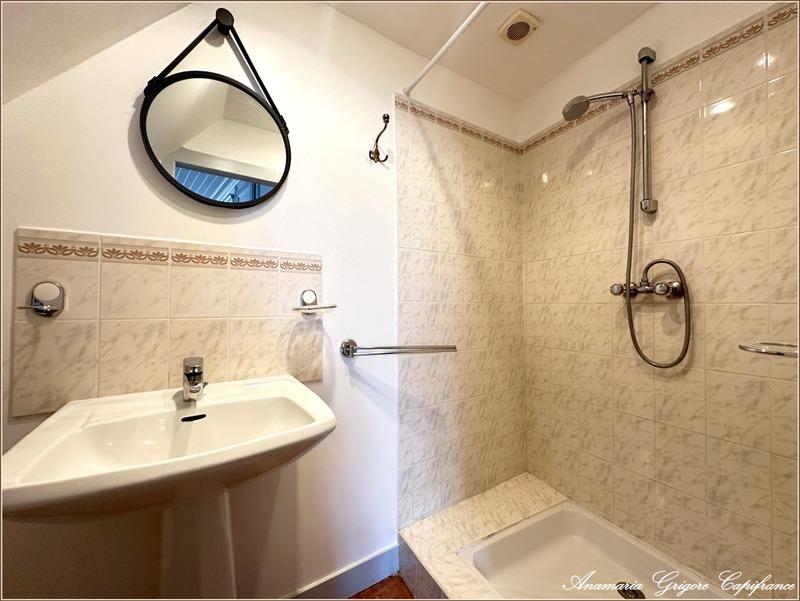 Maison de village - 231 m² - 6 pièces