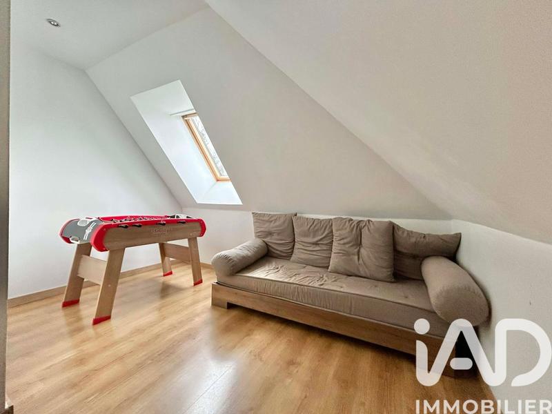 Maison - 186 m² - 10 pièces
