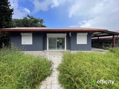 Maison - 65 m² - 5 pièces