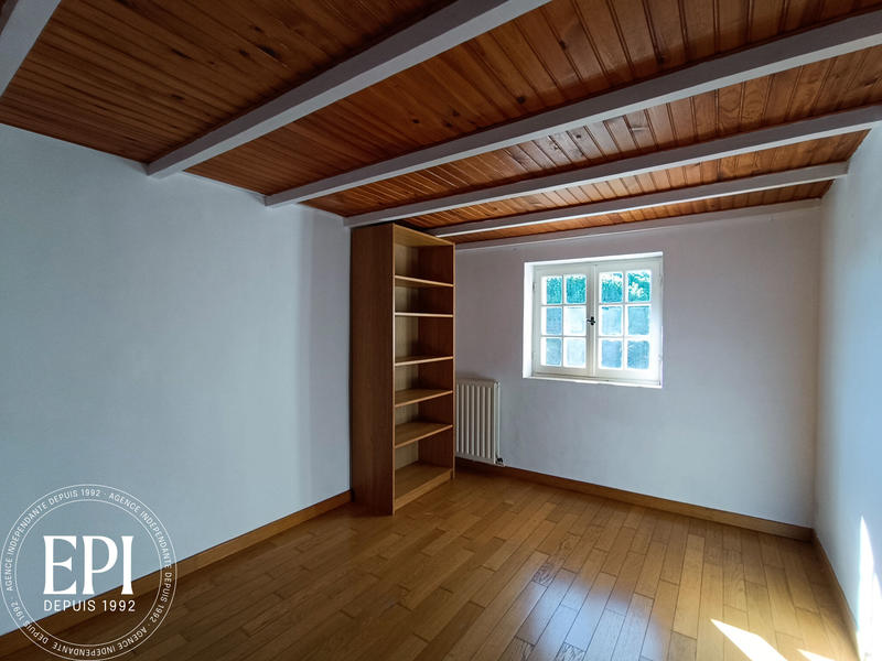 Propriété - 170 m² - 7 pièces
