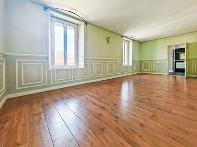 Maison - 195 m² - 6 pièces