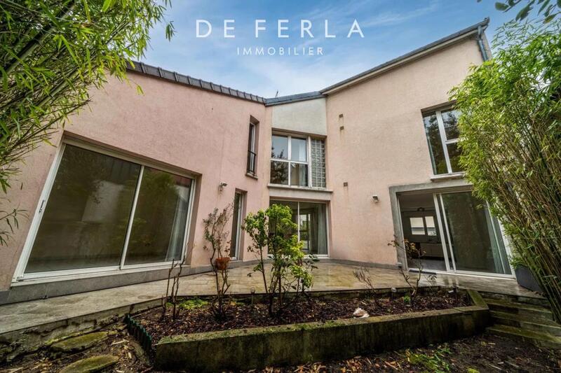 Maison - 163 m² - 7 pièces