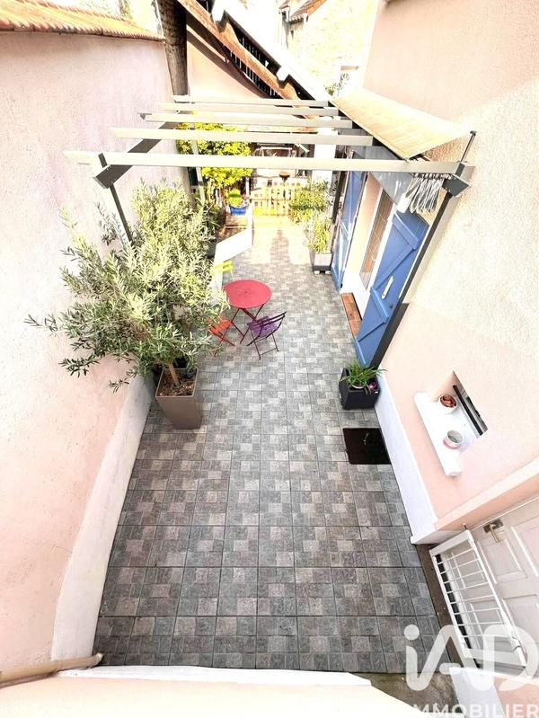 Maison - 97 m² - 5 pièces