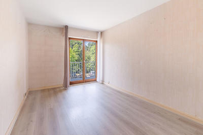 Appartement - 104 m² - 4 pièces