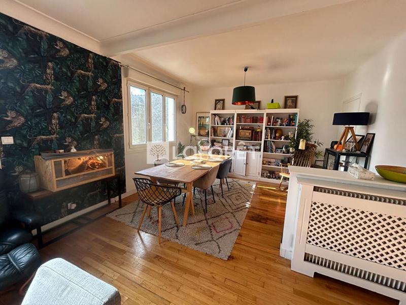 Appartement - 93 m² - 4 pièces