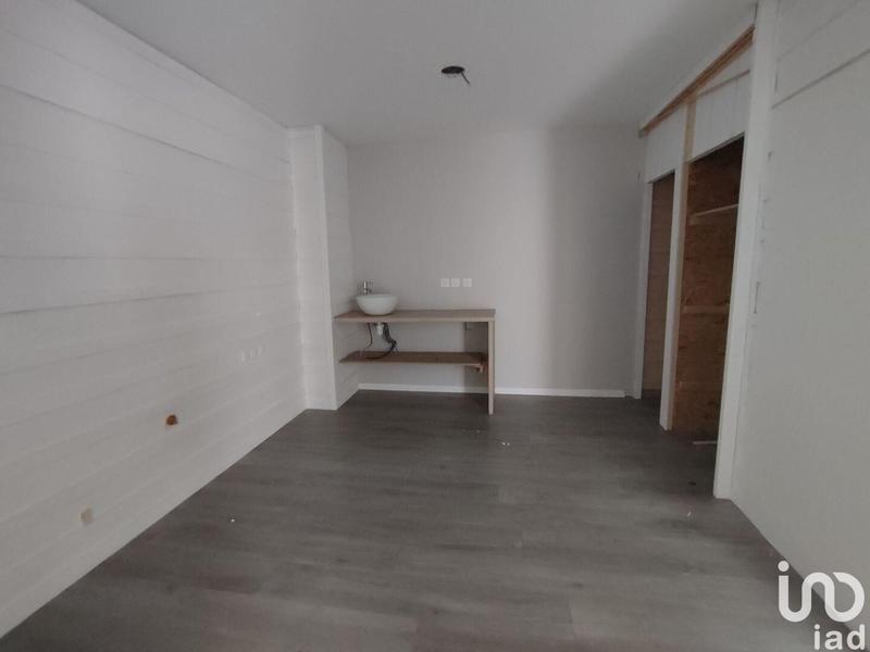 Local commercial - 1 000 m²