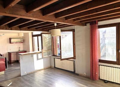 Appartement - 80 m² - 4 pièces