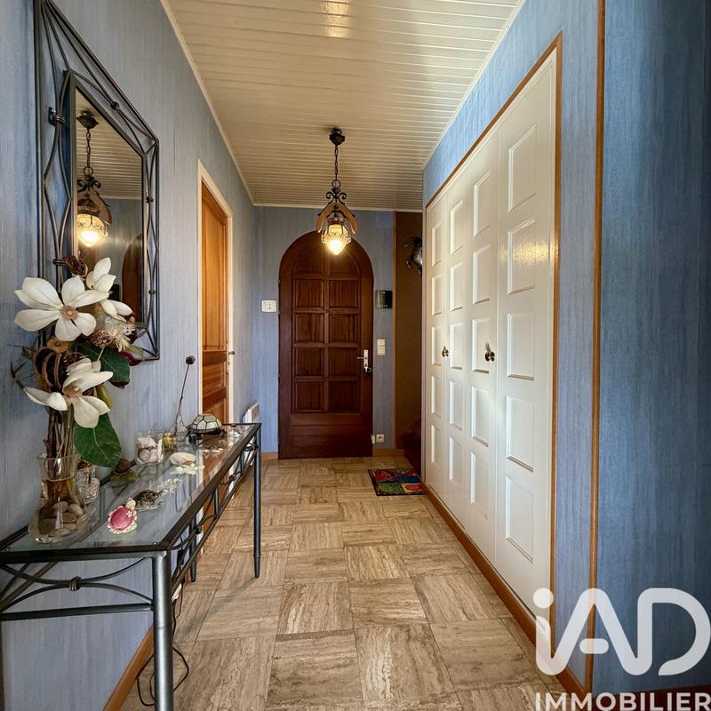 Maison - 122 m² - 7 pièces