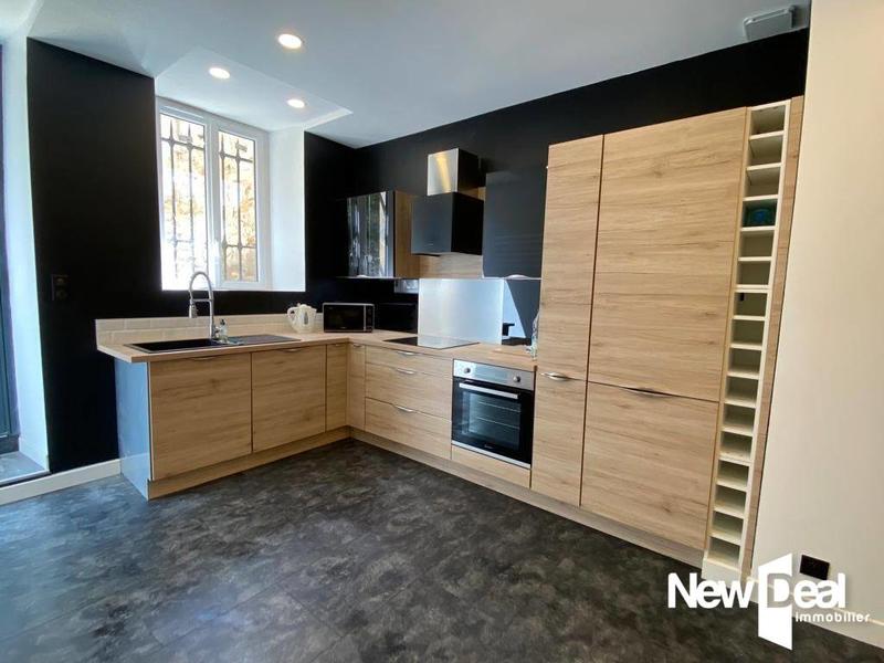 Maison - 527 m² - 15 pièces