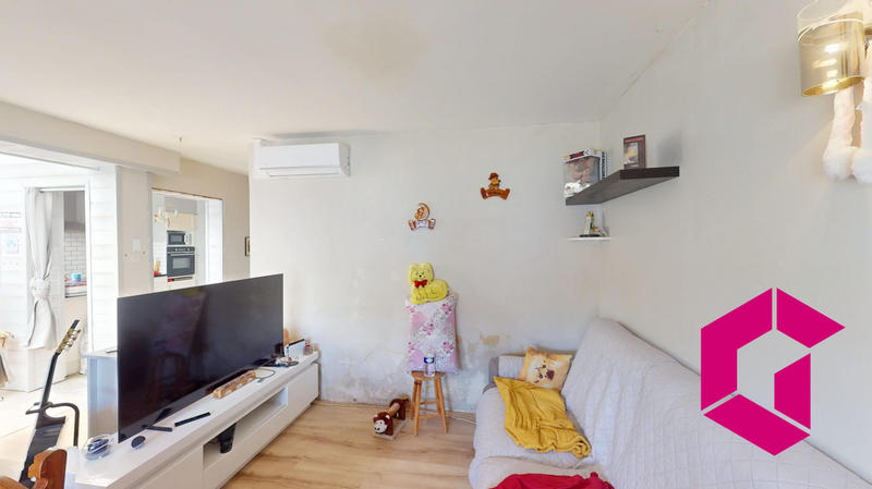 Maison - 102 m² - 5 pièces