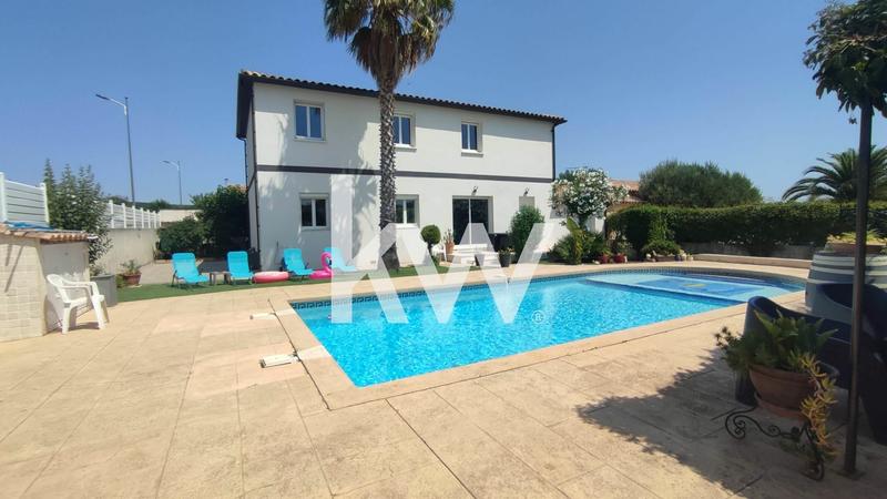 Maison - 180 m² - 7 pièces