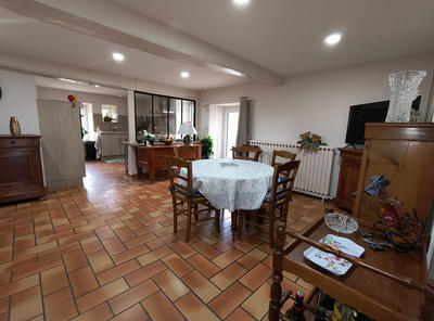 Maison - 161 m² - 6 pièces