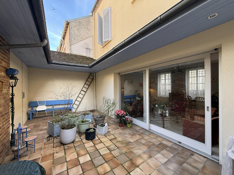 Maison - 166 m² - 6 pièces
