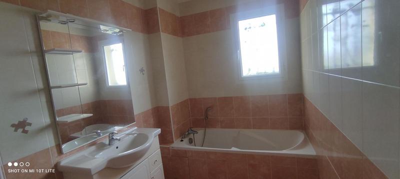 Maison - 87 m² - 4 pièces