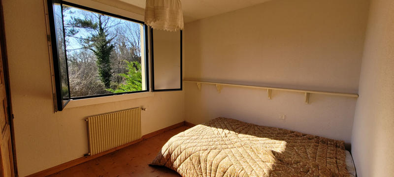 Maison - 210 m² - 10 pièces