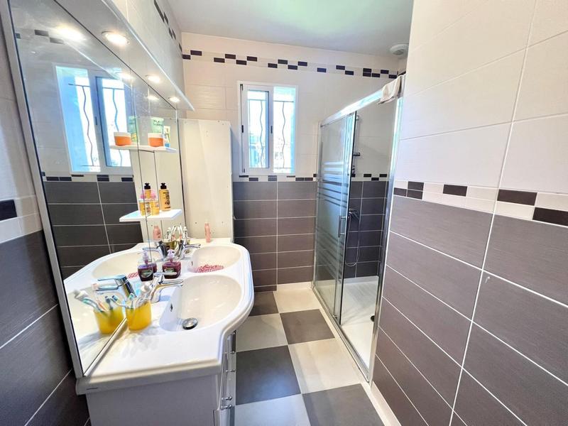 Maison - 133 m² - 7 pièces