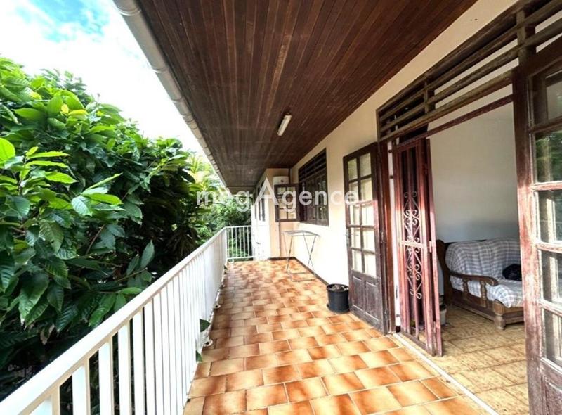 Maison traditionnelle - 172 m² - 6 pièces