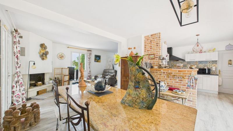 Maison - 108 m² - 4 pièces