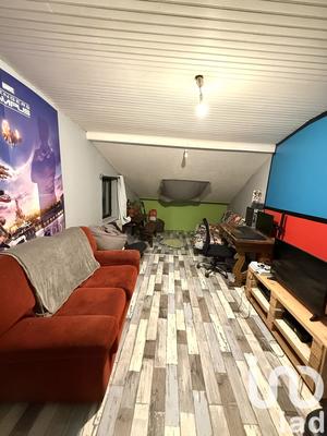 Maison - 147 m² - 6 pièces