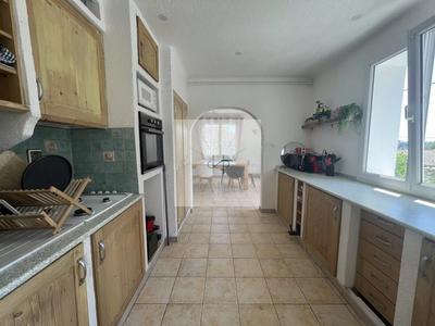 Maison - 92 m² - 5 pièces