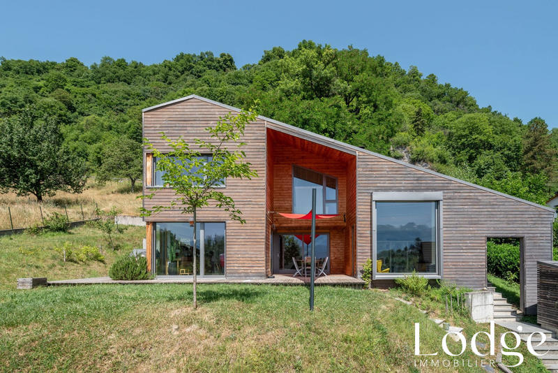 Maison contemporaine - 127 m² - 5 pièces