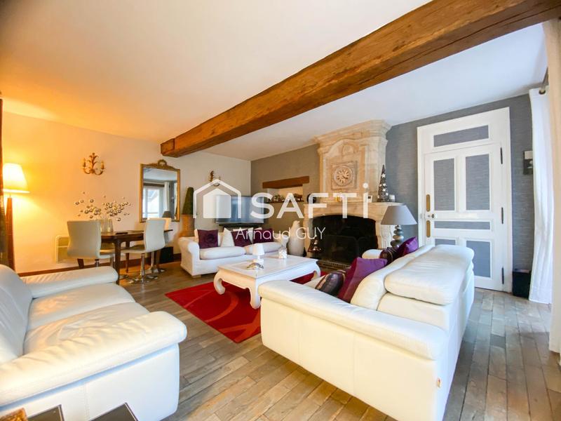 Maison - 330 m² - 11 pièces