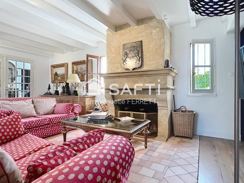 Maison - 291 m² - 8 pièces