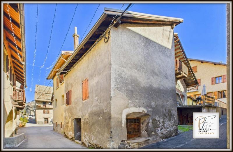 Maison de village - 111 m² - 5 pièces