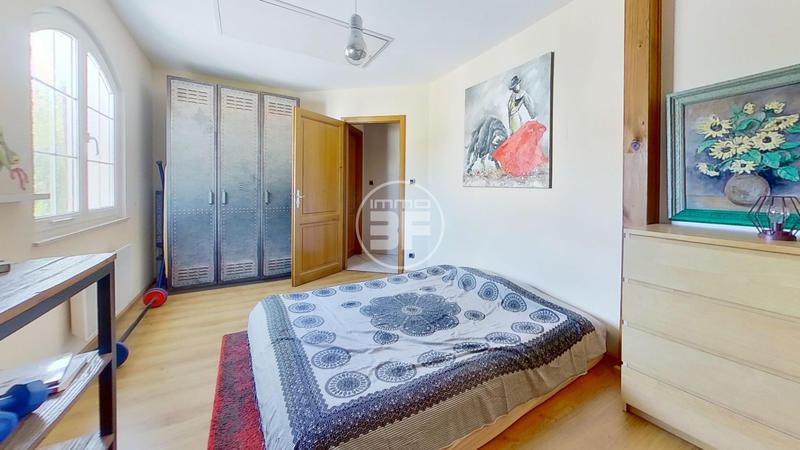 Maison - 142 m² - 6 pièces