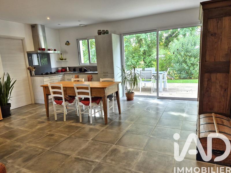 Maison - 123 m² - 4 pièces