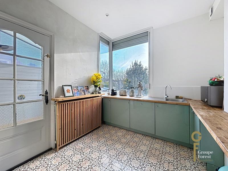 Maison - 94 m² - 5 pièces