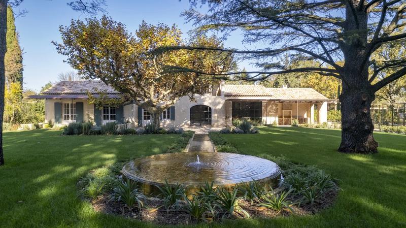 Mas - 270 m² - 10 pièces