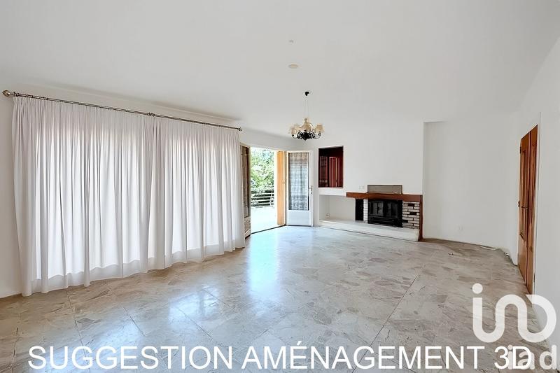 Maison - 210 m² - 9 pièces