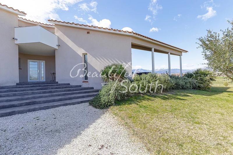 Maison - 279 m² - 6 pièces